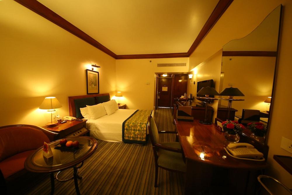 Welcomhotel By Itc Hotels, Devee Grand Bay, Visakhapatnam Exterior foto